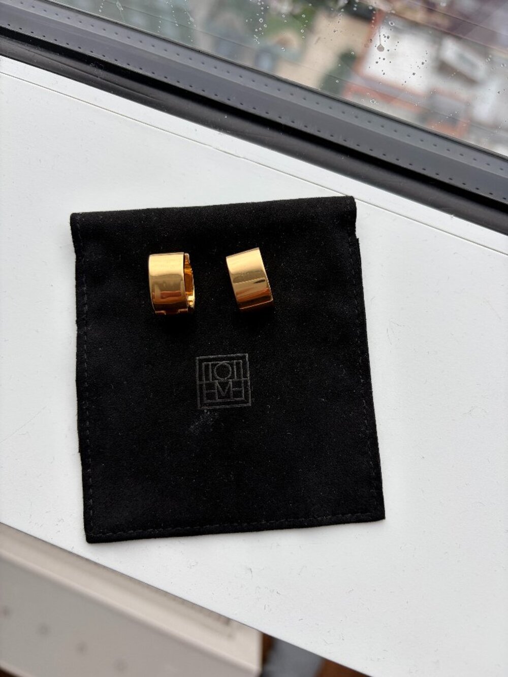 TOTEME Gold-plated enamel hoop earrings